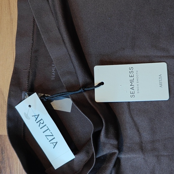 Aritzia Rich Moca Brown Seamless Skirt - Picture 6 of 6